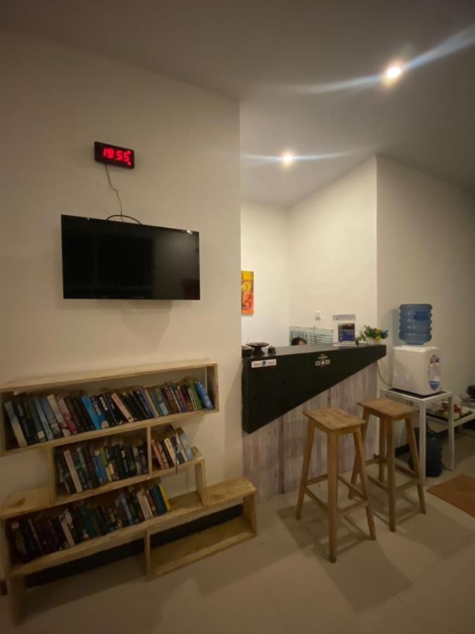 The Packerbox Hostel Batununggul Luaran gambar